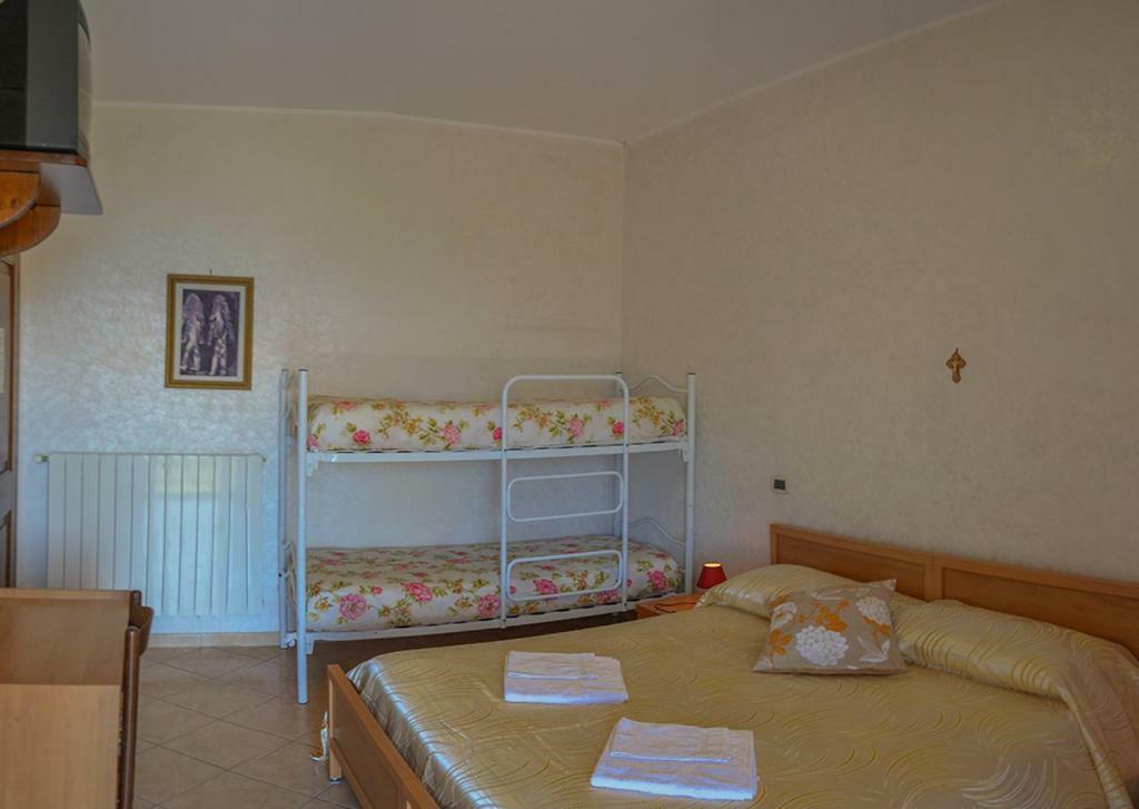 Casa Lieta Bed and Breakfast Subiaco Eksteriør billede